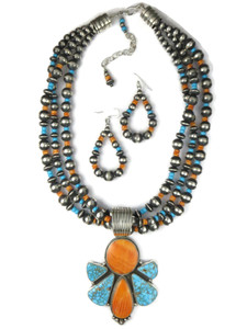Kingman Turquoise & Spiny Oyster Shell Necklace Set by LaRose Ganadonegro (NK4736) Kingman Turquoise & Spiny Oyster Shell Necklace Set by LaRose Ganadonegro (NK4736)