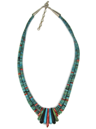 A-necklace-4__97632.1700951215
