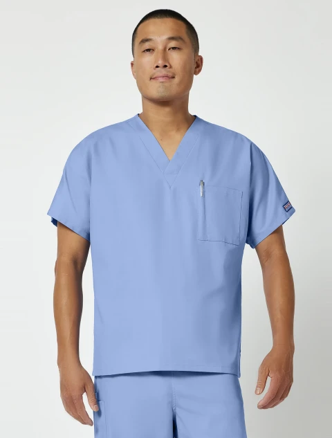 Men's front view of Cherokee Workwear Originals Unisex Tuckable V-Neck Scrub Top 4777 in Ciel