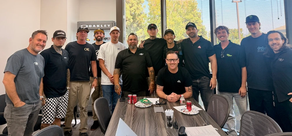 ASV Hosts “Meeting of Electric Minds”