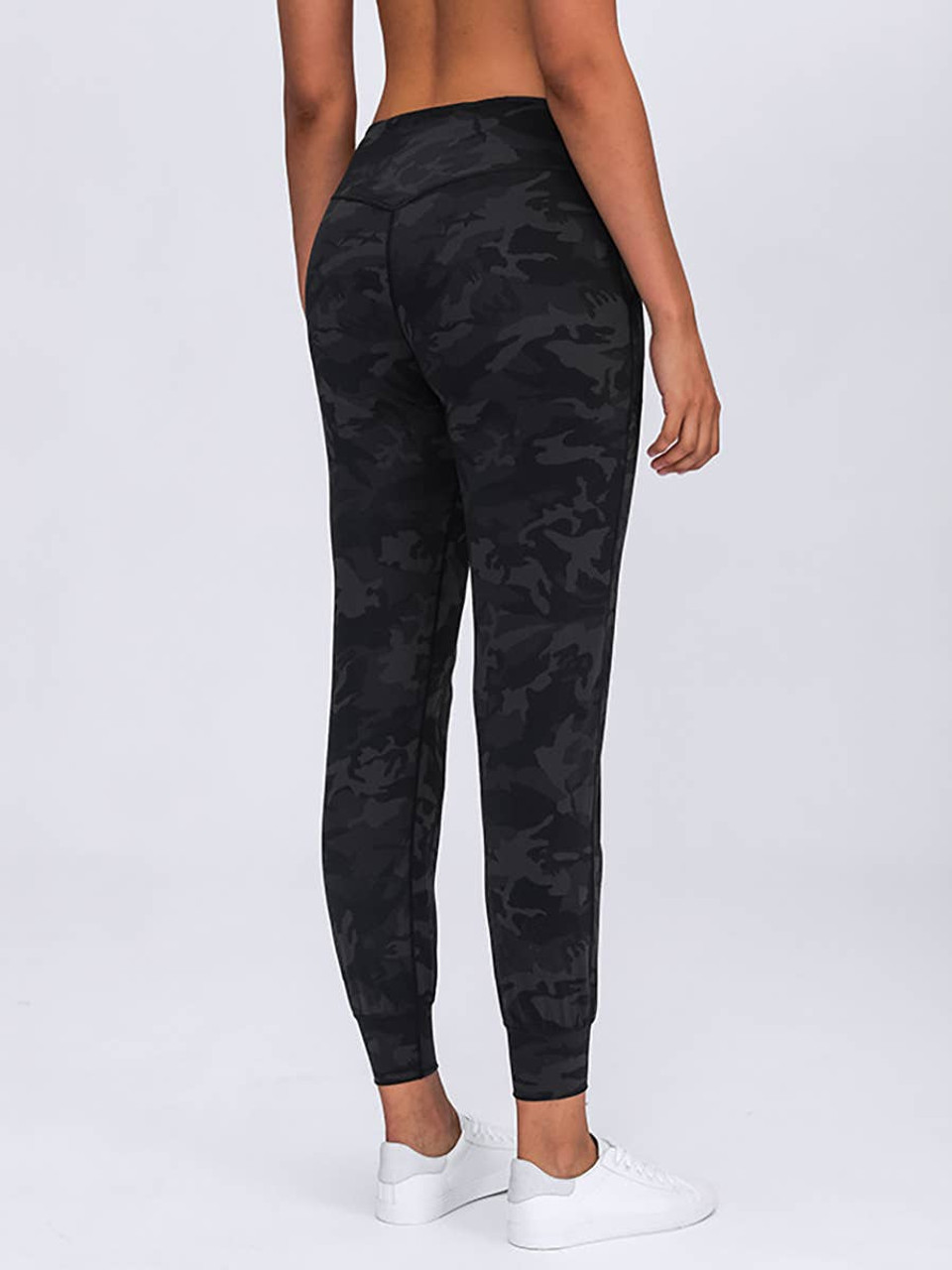 Zoom Pant, Camo - OhmFit Activewear