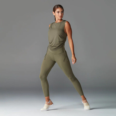 Yoga Top Canyon - Tavi Noir - Simply Green