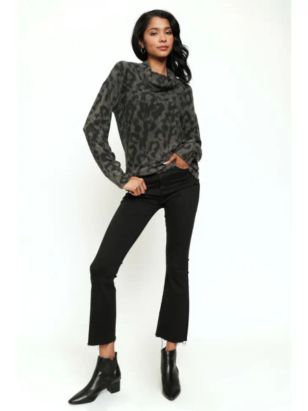 Black Leopard Turtleneck Pullover