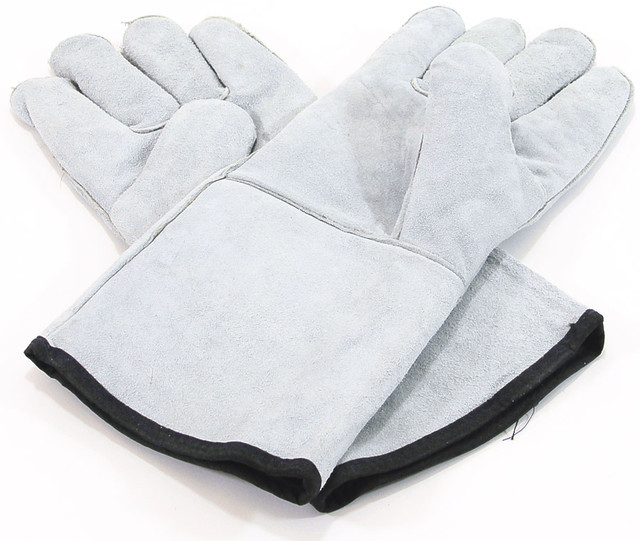 HeatResistant Leather Gloves for lab use