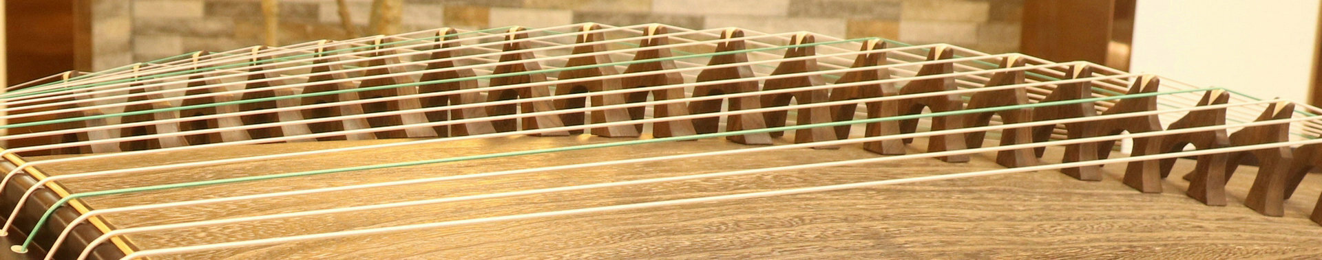 Shan You Yun Guzheng 山悠韵古筝