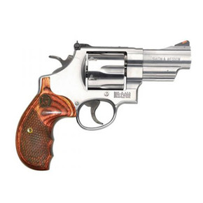 MODEL 629 DELUXE N-FRAME 44 MAGNUM 3” BBL 6RD SS/WOOD 250023675 MODEL 629 DELUXE N-FRAME 44 MAGNUM 3” BBL 6RD SS/WOOD 250023675