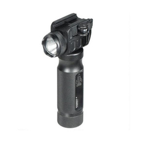 UTG New Gen Grip Light 400 Lumen QD Mount LIMNTEL228GPQA UTG New Gen Grip Light 400 Lumen QD Mount LIMNTEL228GPQA