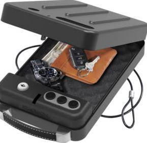 Stack-On Portable Case with Combo Lock XKPC95C18