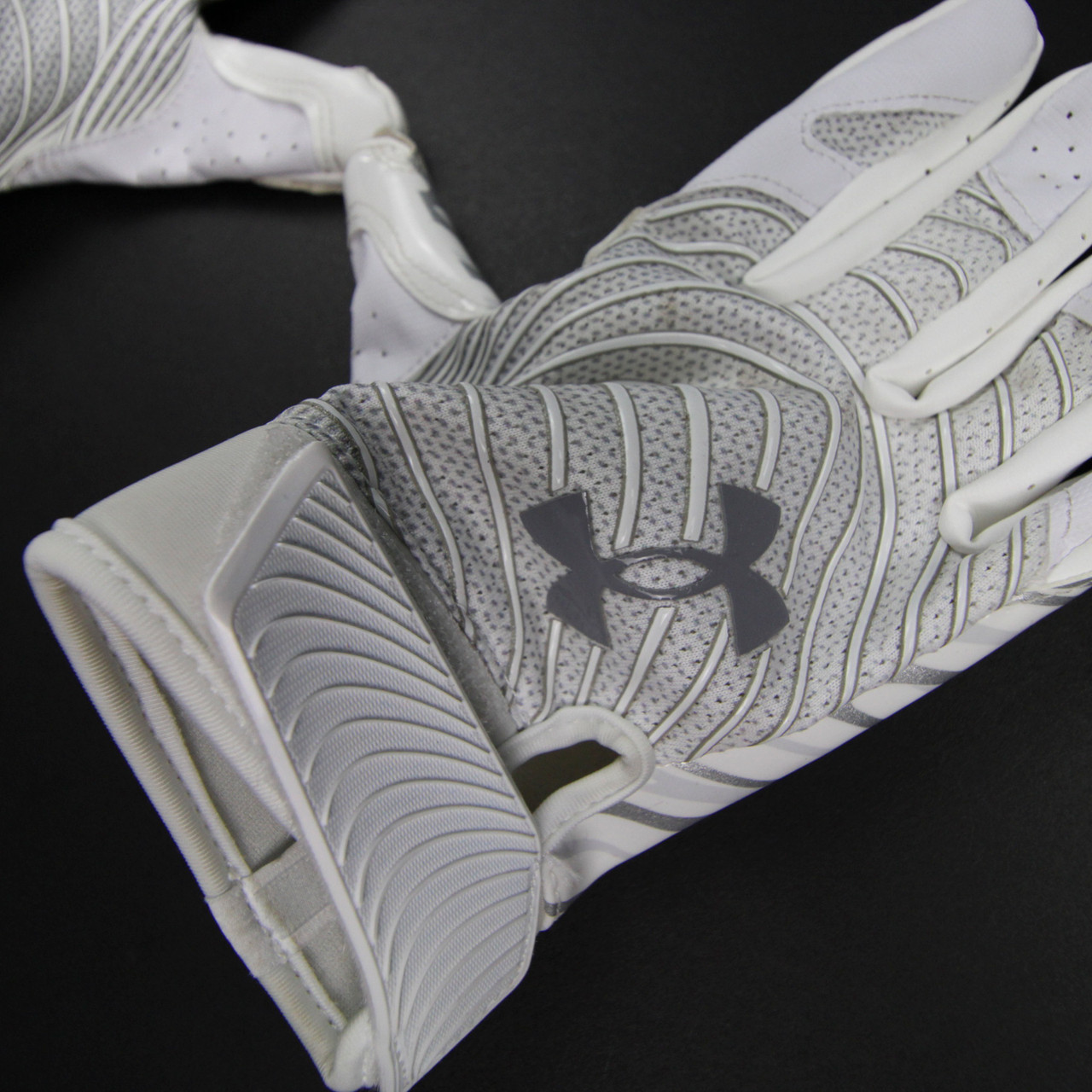 Under Armour Gloves - Receiver Men's White Used 2XL-EQPT-003533