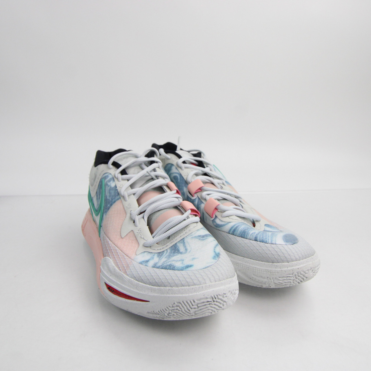 Nike Kyrie Basketball Shoe Men's Peach/White New without Box 15-SHOE-013761