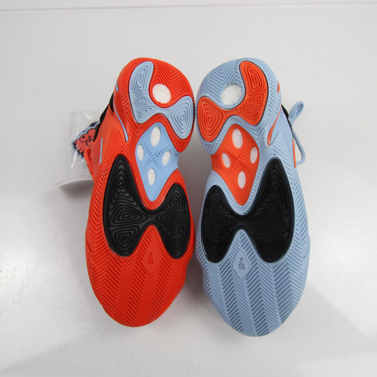 adidas Basketball Shoe Men's Light Blue/Orange New without