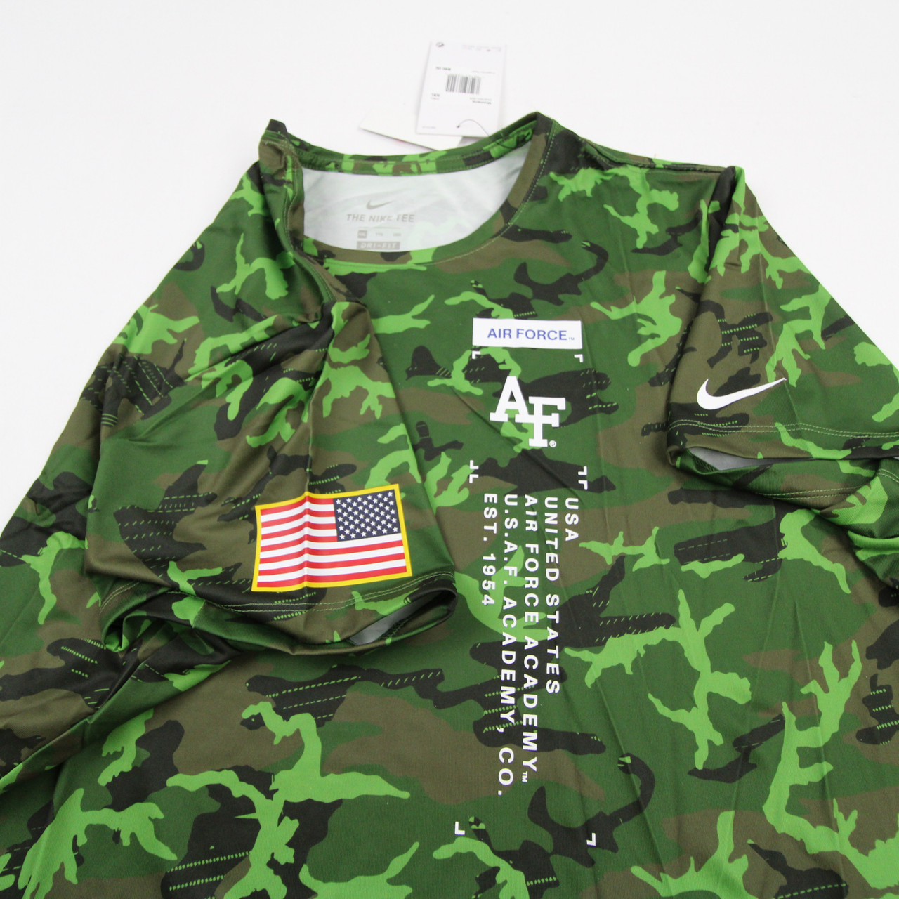 nike camo shirt women's