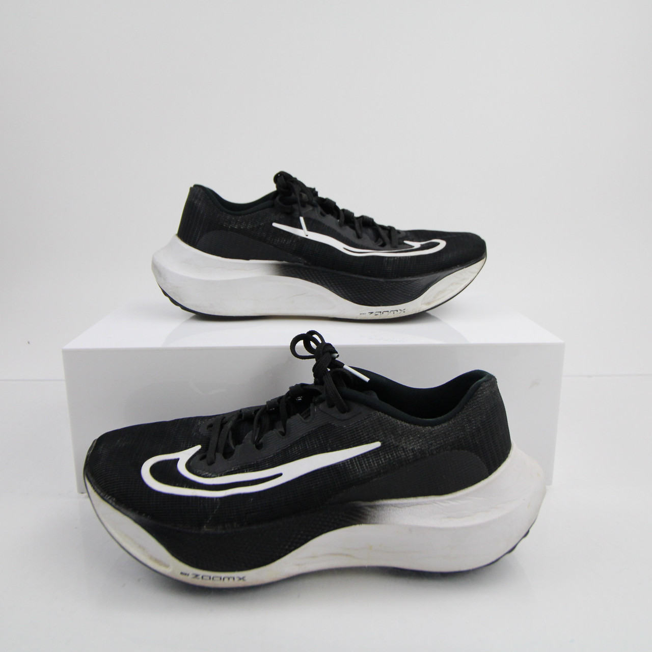 used nike running shoes