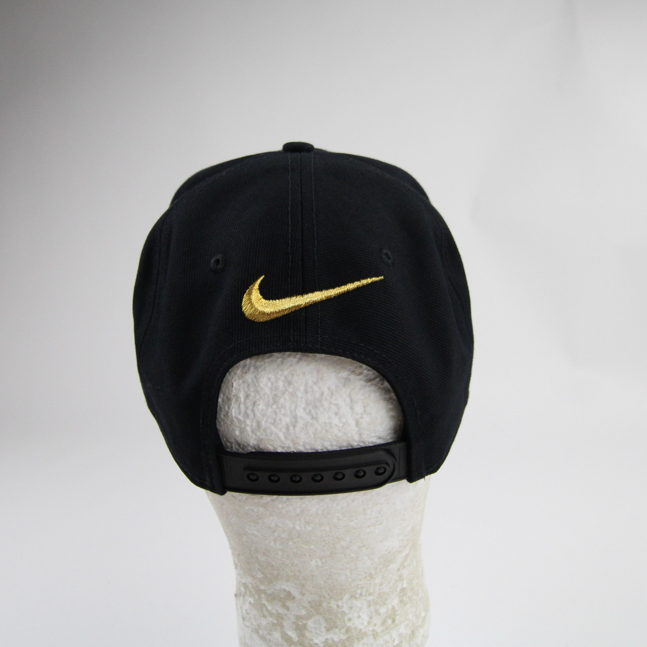 snap cap nike
