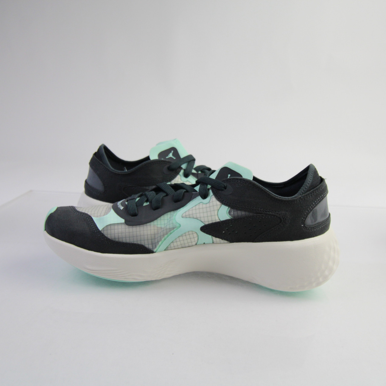 air jordan mint green shoes