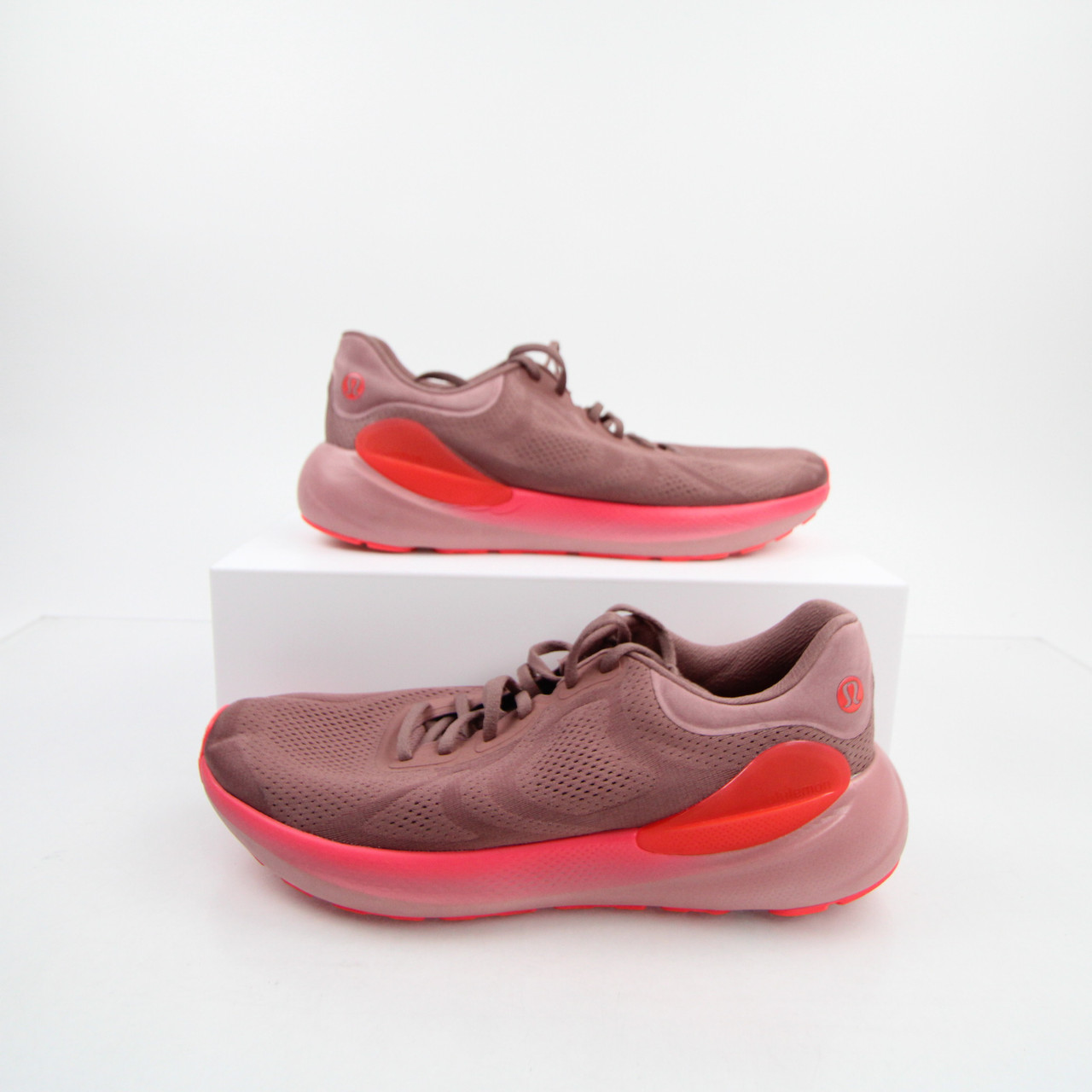 Lululemon Basketball Shoe Men's Red Used 15