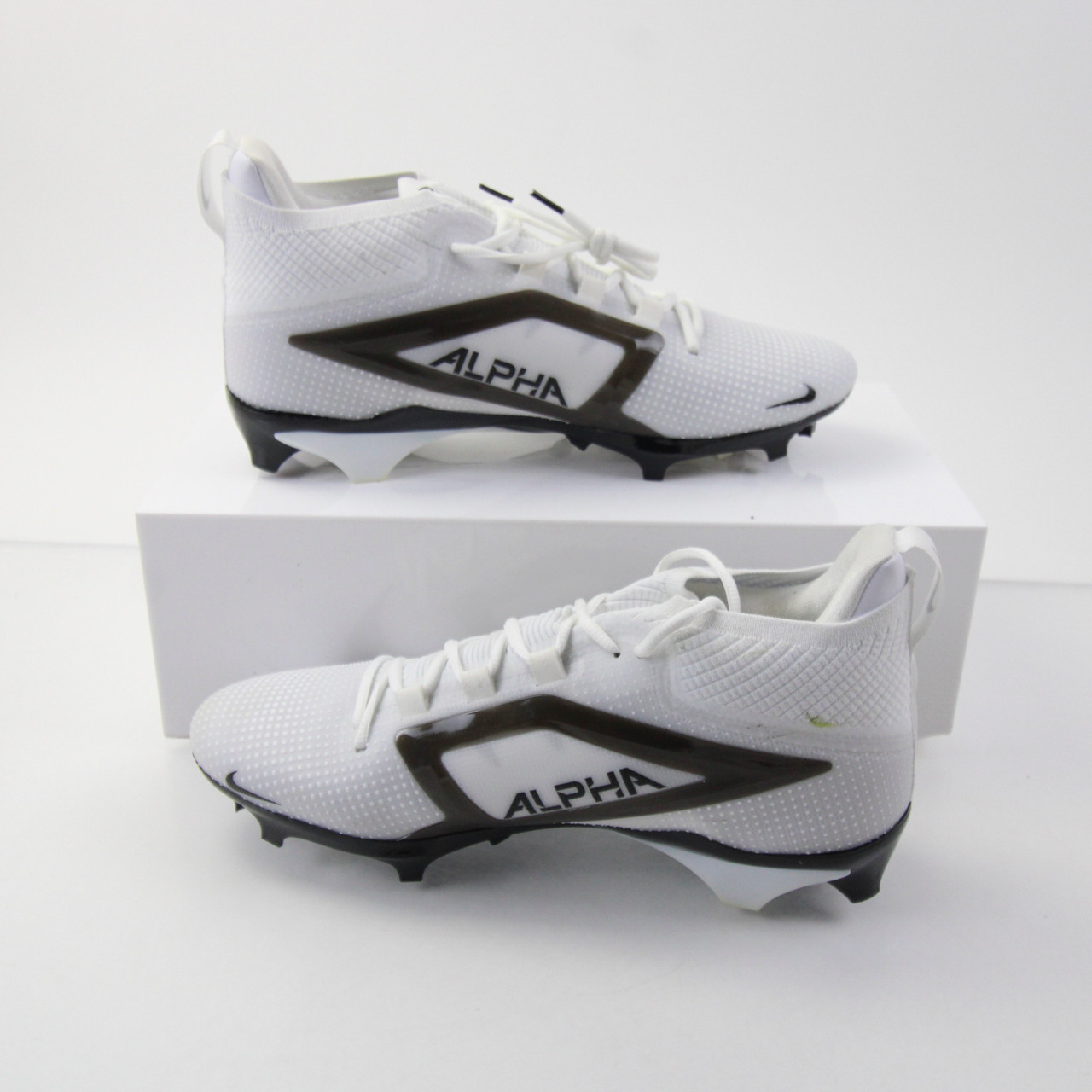 Nike Alpha Menace Football Cleat Men's White Used 13