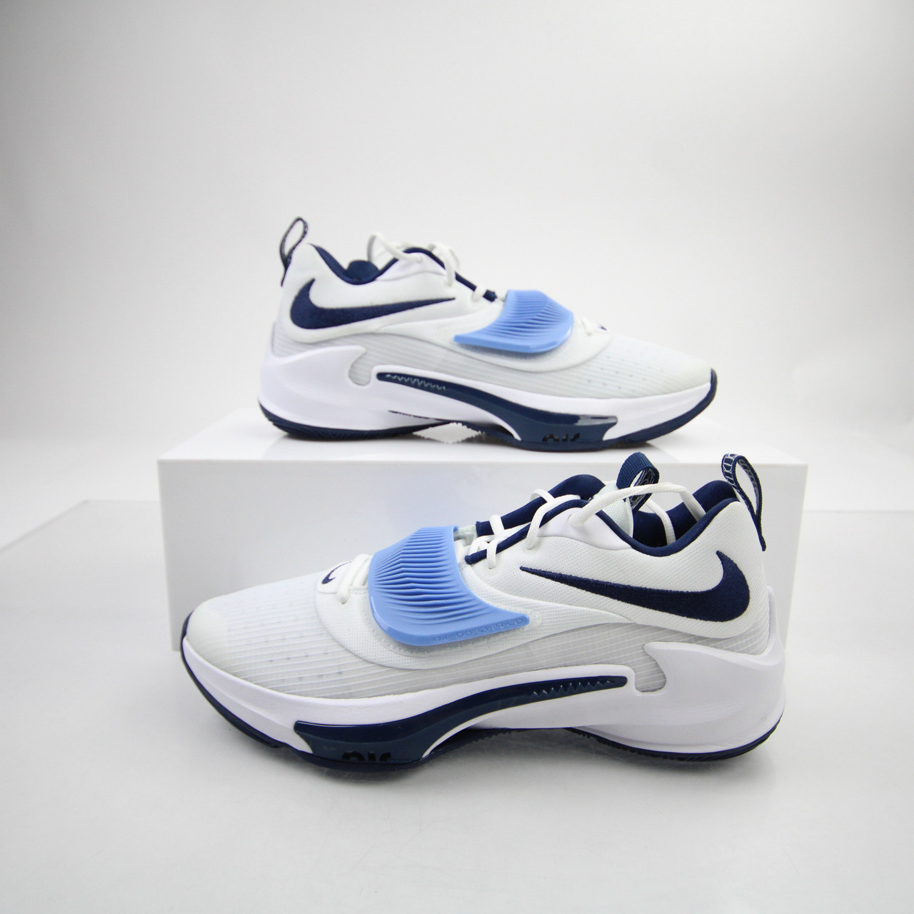 Villanova Wildcats Nike Zoom Basketball Shoe Men's White New