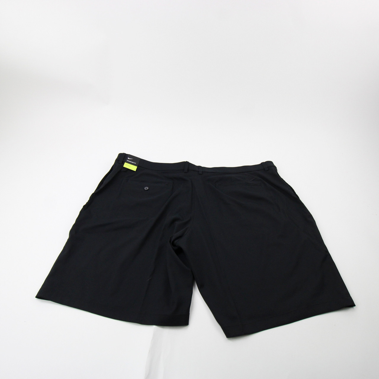 nike dress shorts Dri-Fit Short Men's Black New with Tags Multiple Sizes SHOR-037548 and the deep pockets are specifically designed to hold yardage books and phones Nike Men's Club Flow Shorts