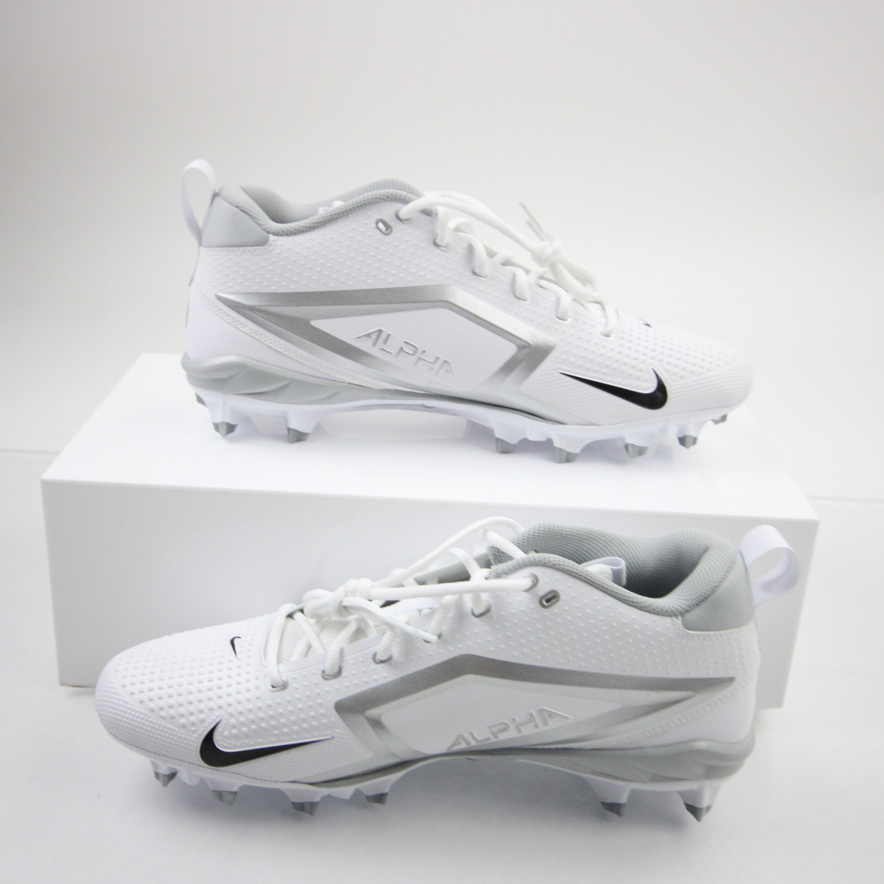 Oregon Ducks Nike Alpha Menace Football Cleat Men's Multiple Sizes