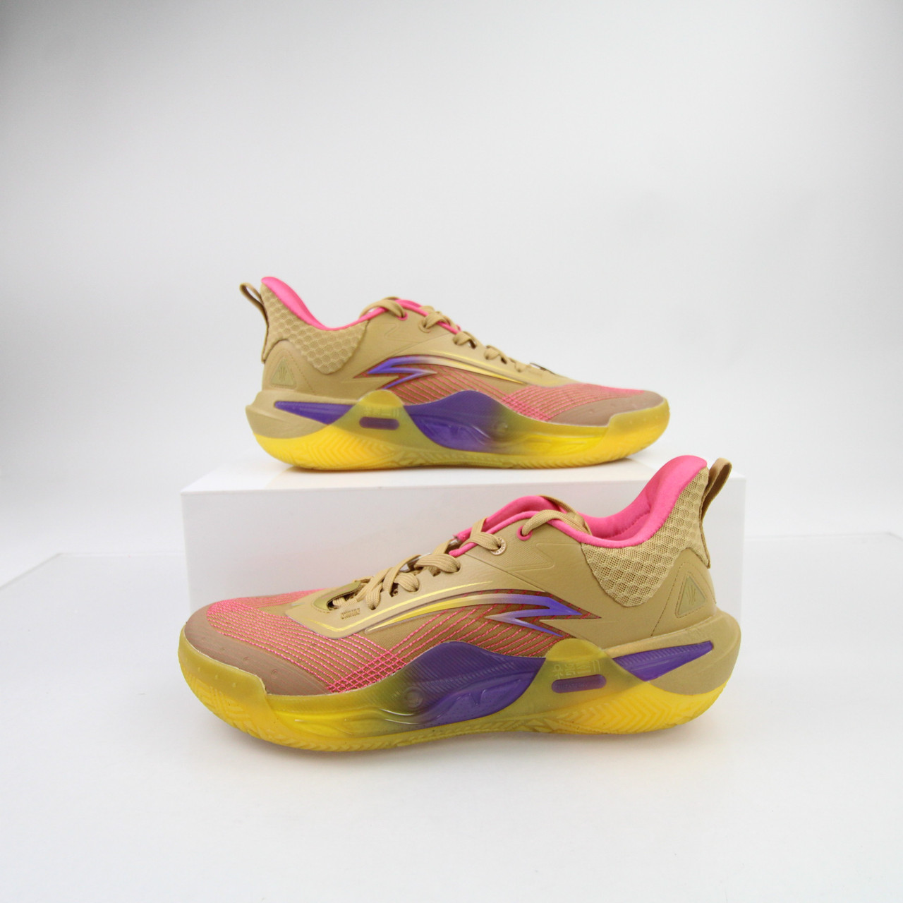 Anta Sports Basketball Shoe Men's Khaki Used 17