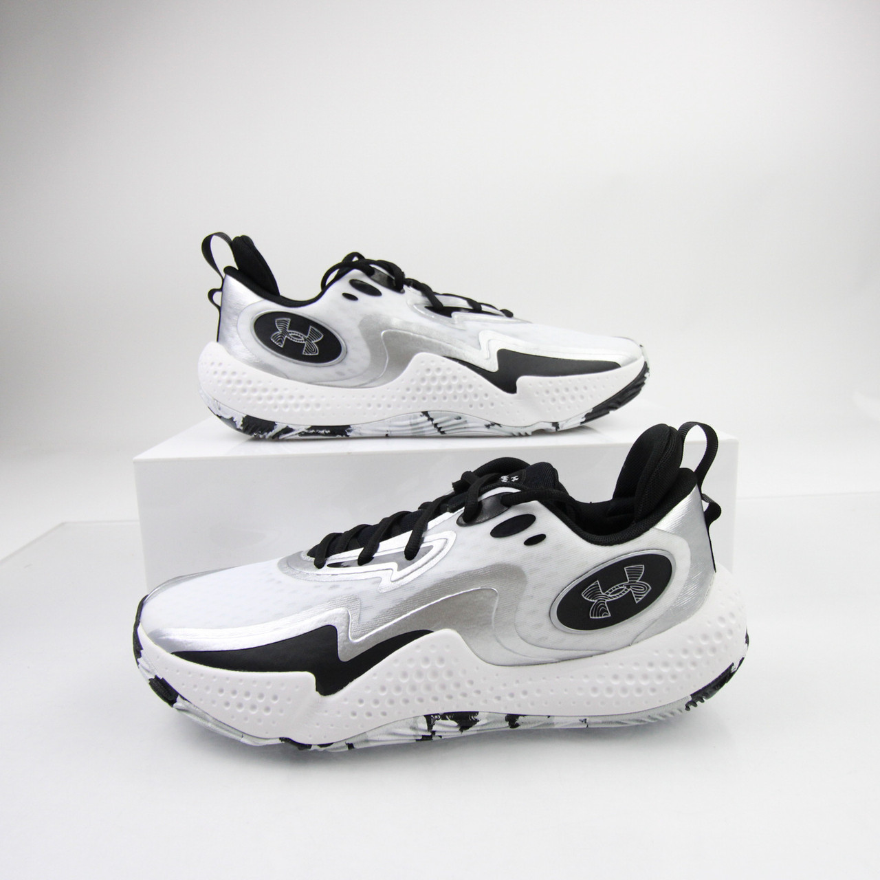 Under Armour Spawn Basketball Shoe Men's White New without Box 14
