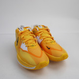 Nike Kyrie Basketball Shoe Unisex Gold/White New without Box 11-SHOE-014619