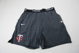 Minnesota Twins Nike MLB Authentic Practice Shorts Men's Dark Gray Used XL-SHOR-030531