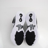 Nike Kyrie Basketball Shoe Men's White New without Box Multiple Sizes SHOE-018707