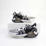 Nike LeBron Basketball Shoe Men's Black Used 12.5 SHOE-020145