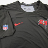 Tampa Bay Buccaneers Nike Pro Short Sleeve Shirt Men's Pewter Used XXL TOPS-181799