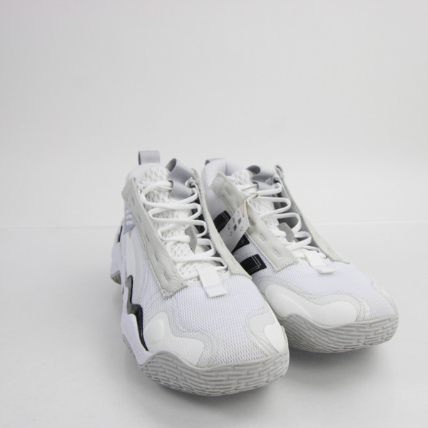 adidas Basketball Shoe Men's White New without Box 17 SHOE-018840