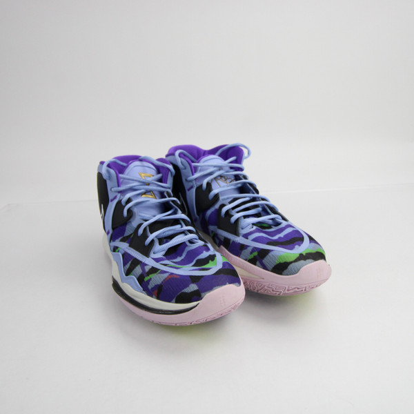 Nike Kyrie Basketball Shoe Men's Purple Used 15 SHOE-018871