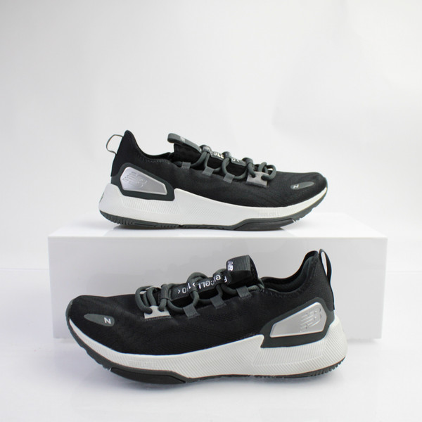 Minnesota Wild New Balance Cross Training Shoes Men's Black/White Used 10-SHOE-019777