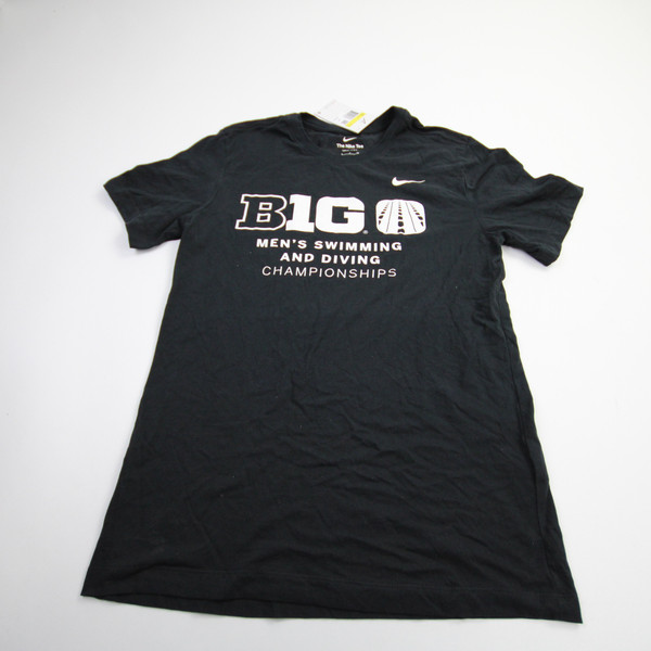 Nike Short Sleeve Shirt Men's Black New with Tags S-TOPS-160805