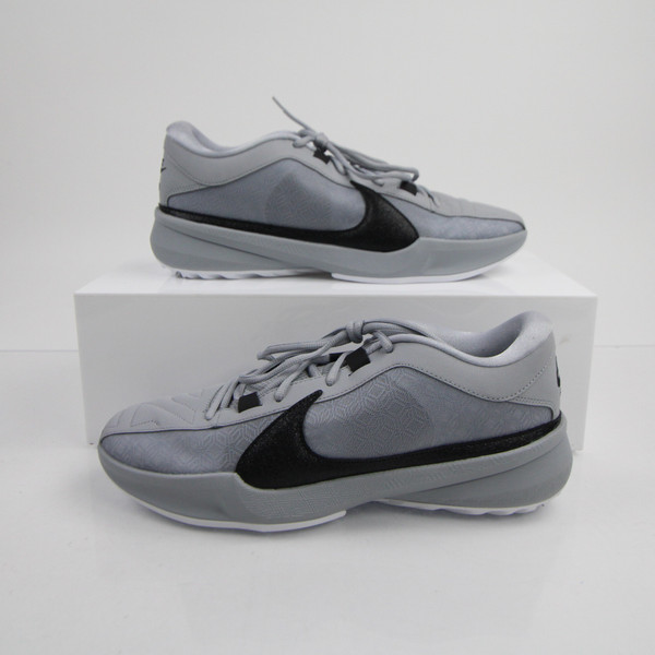 Nike Giannis Basketball Shoe Men's Gray Used 12.5 SHOE-020717