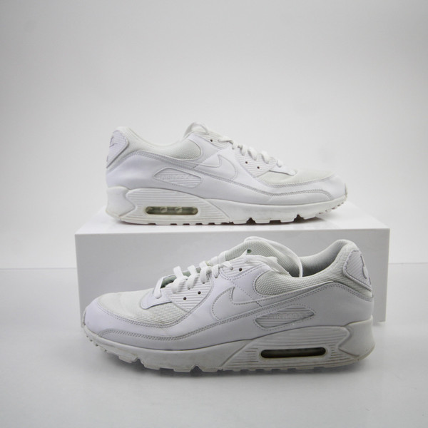 Nike Air Max Basketball Shoe Men's White Used 15-SHOE-021240