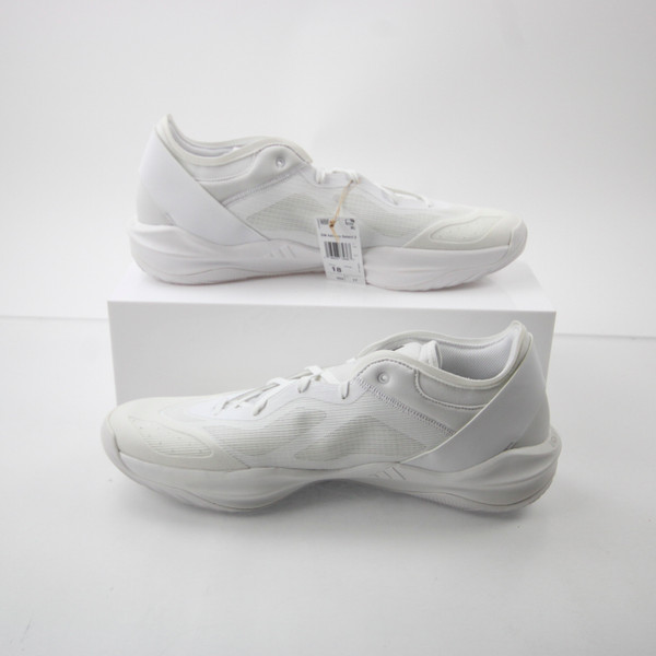 adidas adizero Basketball Shoe Men's White New without Box 18 SHOE-022229