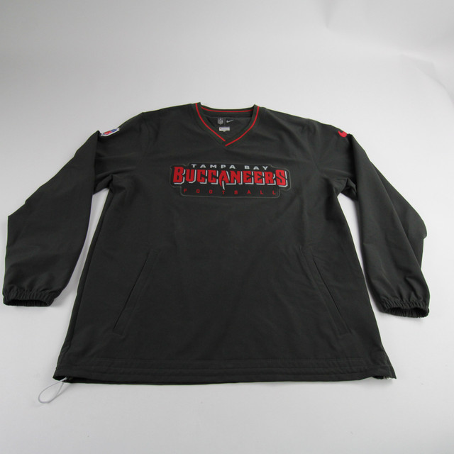 Tampa Bay Buccaneers Apparel | Clothing and Gear for Tampa