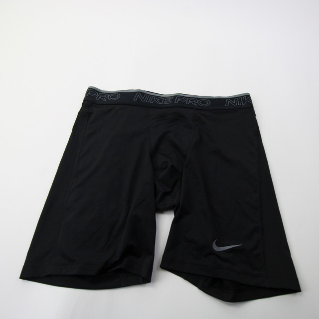 black nike compression shorts