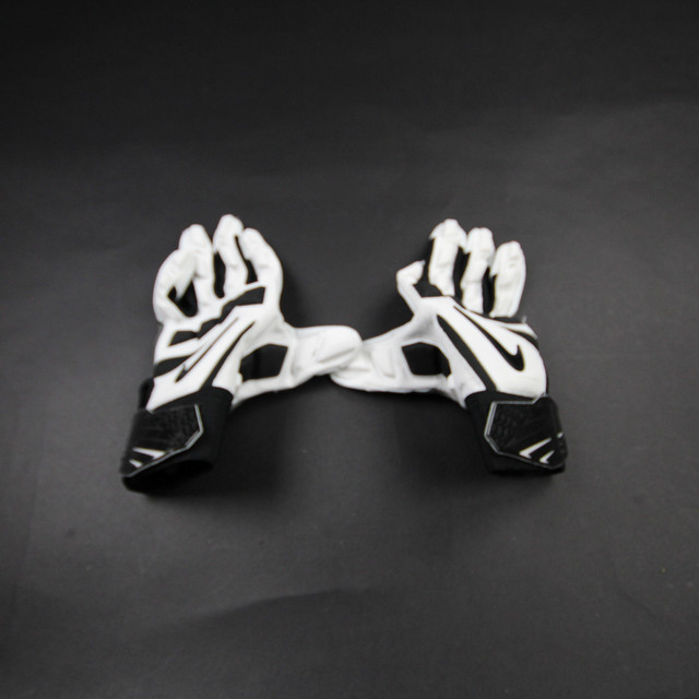 nike hyper beast gloves