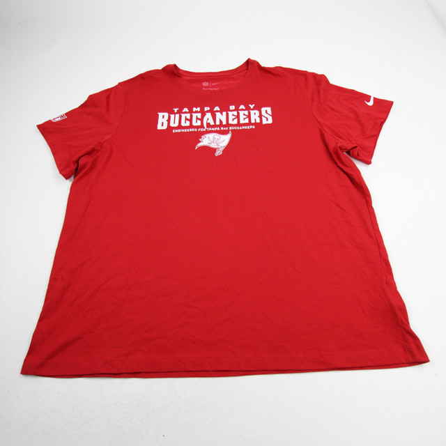 Tampa Bay Buccaneers Apparel | Clothing and Gear for Tampa Bay