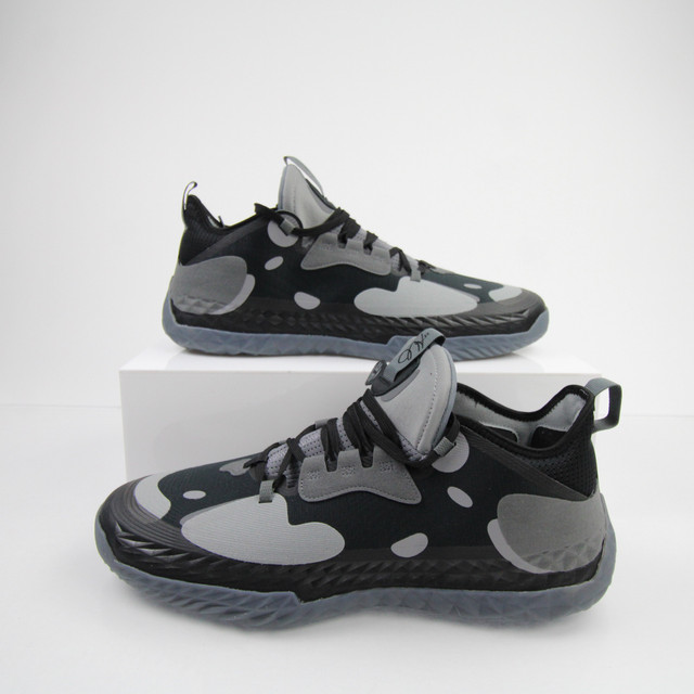 adidas gazelle silver green womens Nike LeBron 20 main image 0