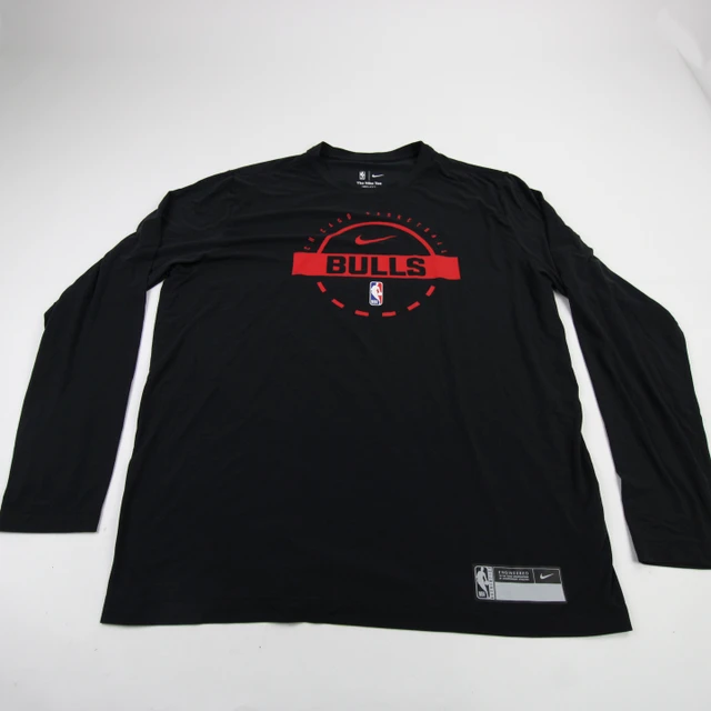 Chicago Bulls Apparel | Clothing and Gear for Chicago Bulls Fans