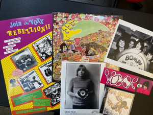 BEYOND THE CALICO WALL - ARCHIVAL SET WITH CD,PHOTOS, & EXTRAS FROM THE BOMP FILES!  BEYOND THE CALICO WALL - ARCHIVAL SET WITH CD,PHOTOS, & EXTRAS FROM THE BOMP FILES!