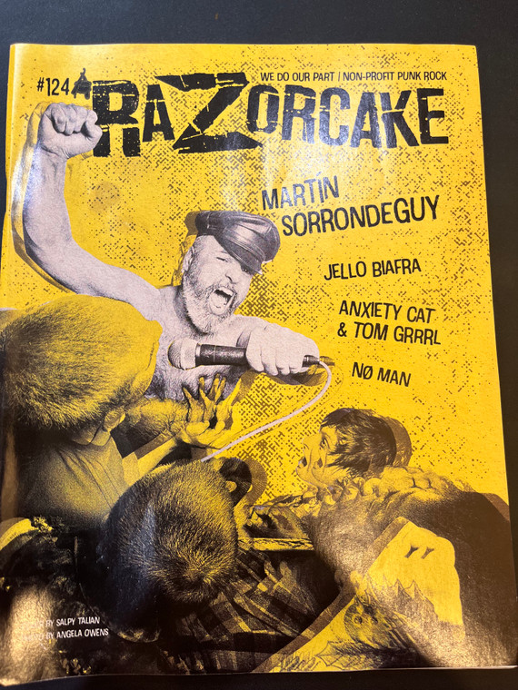 RAZORCAKE - Martin Sorrondeguy #124 Oct 2021 DIY Punk- BOOKS AND MAGS