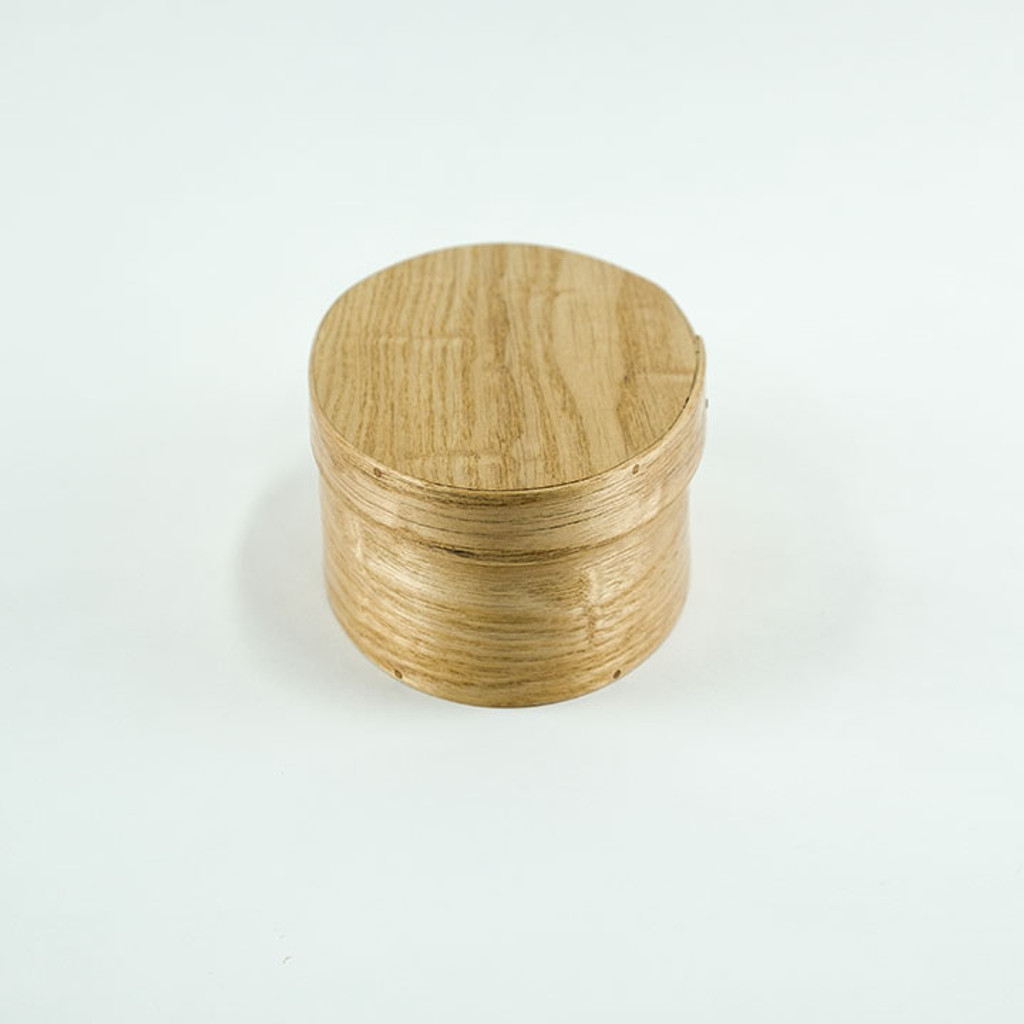 The #2 shaker Sassafras lidded box makes a perfect gift for women, men, or collectors.