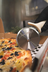 The Pizza Knife You Need
