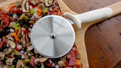 P177A-5 SANI-SAFE® 5" Pizza Cutter