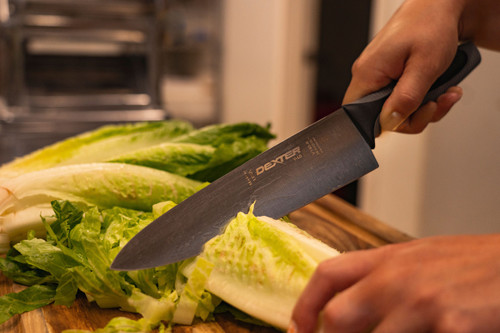 V145-8 Cutting Lettuce